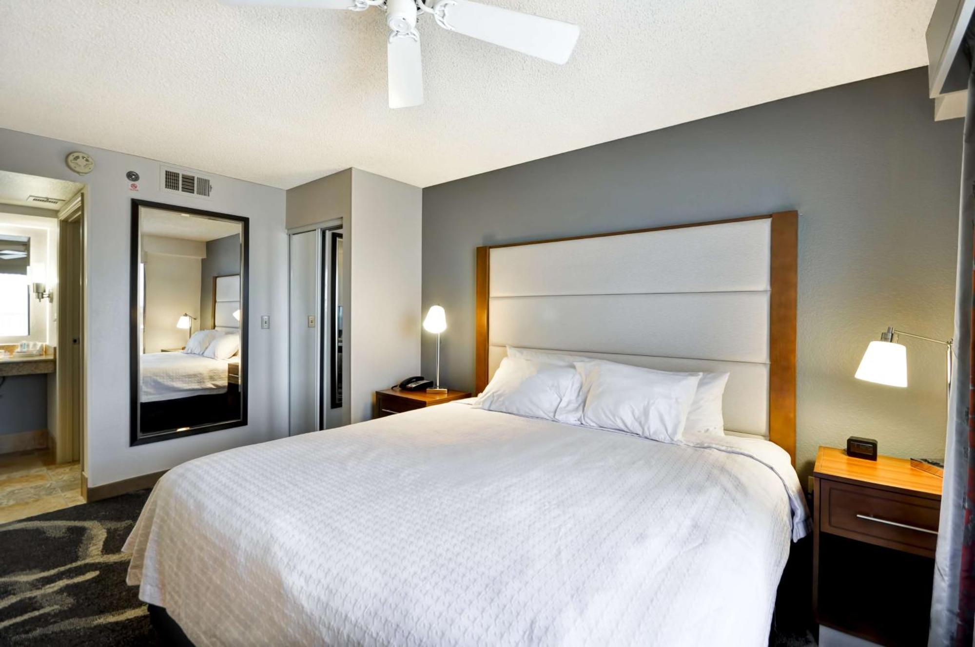 Homewood Suites By Hilton Phoenix-Biltmore Esterno foto