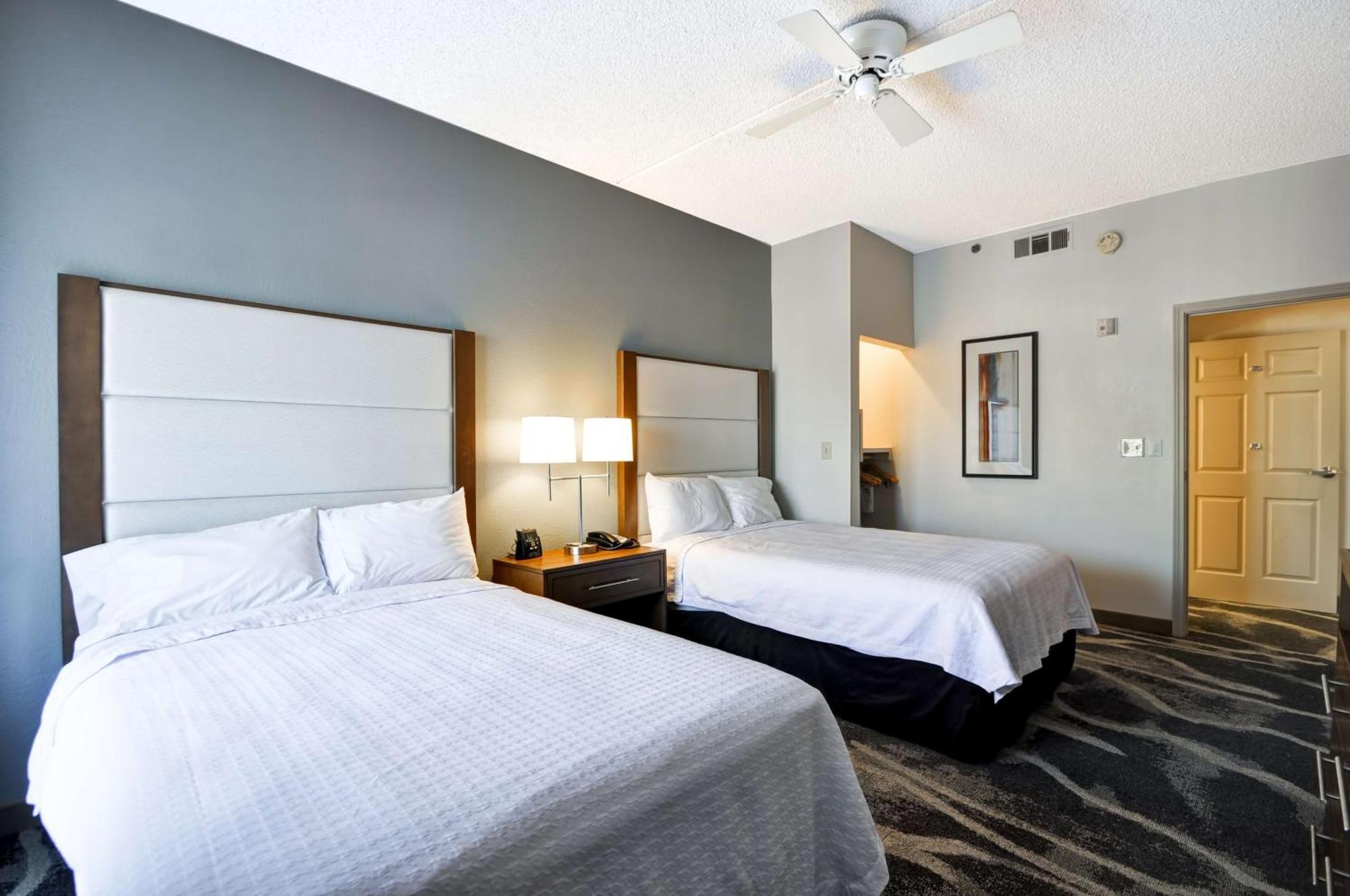 Homewood Suites By Hilton Phoenix-Biltmore Esterno foto